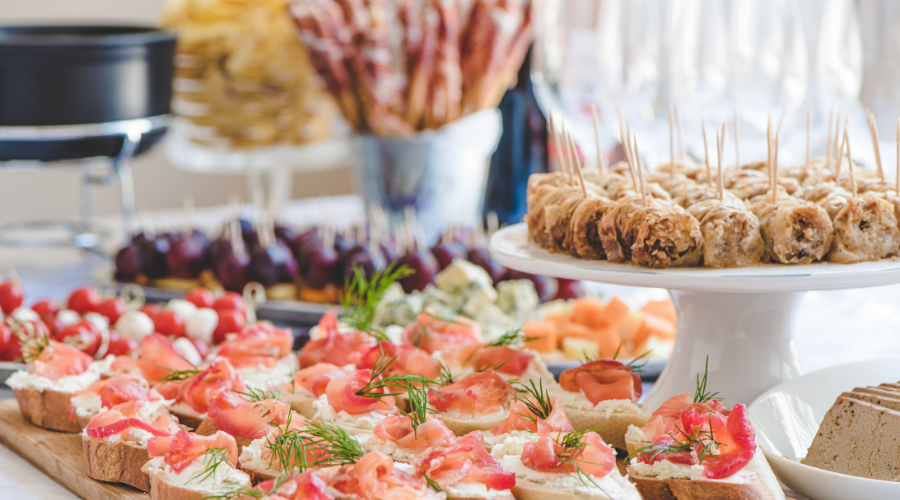 Buffet froid de bapt&ecirc;me livr&eacute; &agrave; domicile &agrave; Libourne par Le Nectar