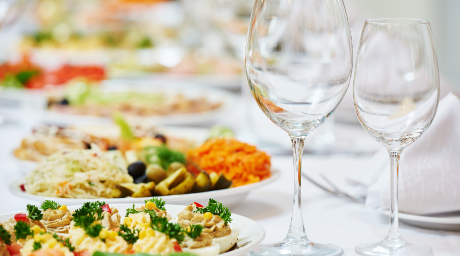 Buffet froid pour repas de famille &agrave; Libourne livr&eacute; par Le Nectar