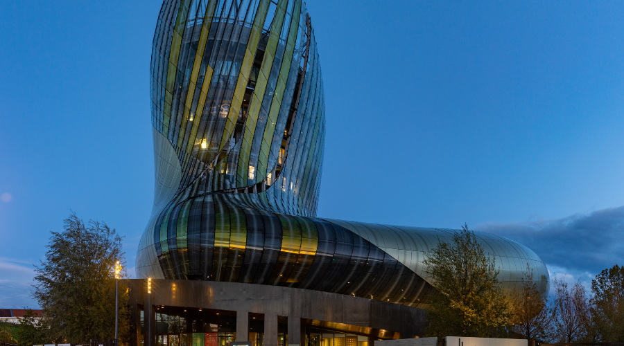 Traiteur événementiel depuis Libourne : soirée d'entreprise à La Cité du Vin Bordeaux